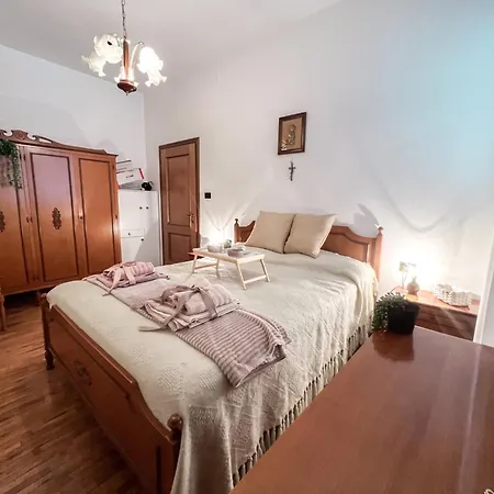 Apartment Phoenix Via Giolitti 3 Rif A809