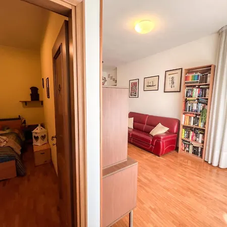 Phoenix Via Giolitti 14 Rif A809 شقة