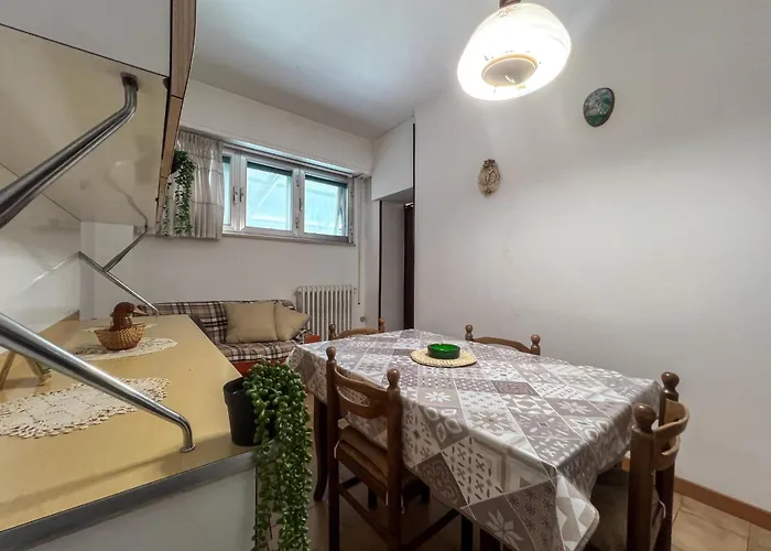 Daire Phoenix Via Giolitti 3 Rif A809 *